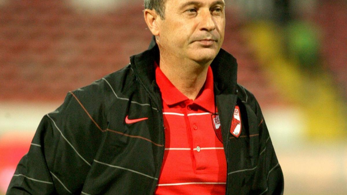 Fotbal: Rednic(Dinamo) - Eliminarea din Cupă a lăsat urme, dar cred că jucătorii au înţeles că nu mai e de joacă