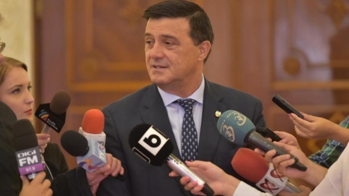 Bădălău, despre Ţuţuianu: Nu mă cobor să îi dau un sfat, dar ar trebui să îşi revizuiască comportamentul faţă de colegi