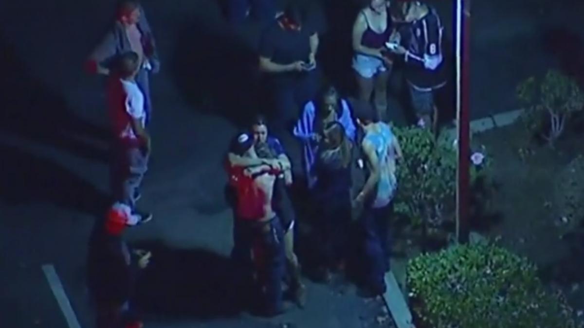 VIDEO. Atac armat într-un bar din California. Cel puţin 12 persoane şi-au pierdut viaţa