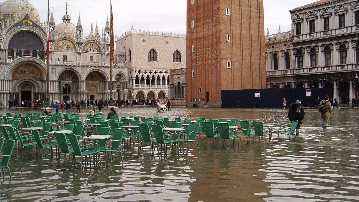 Italia a decretat stare de urgență în 11 regiuni calamitate