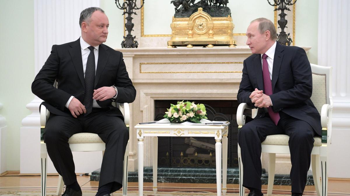 Declarațiile lui Dodon despre limba rusă și NATO, aplaudate de deputații ruși
