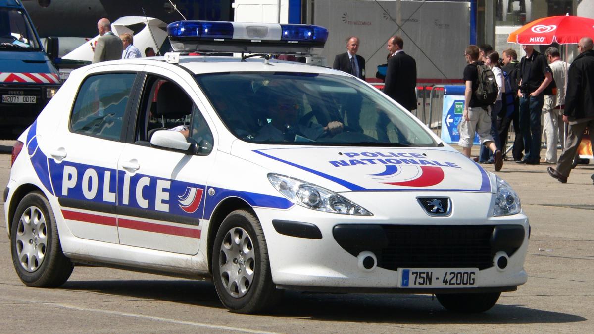 Băiat omorât pentru că a refuzat să-şi facă temele. A fost lovit cu coada de la mătură
