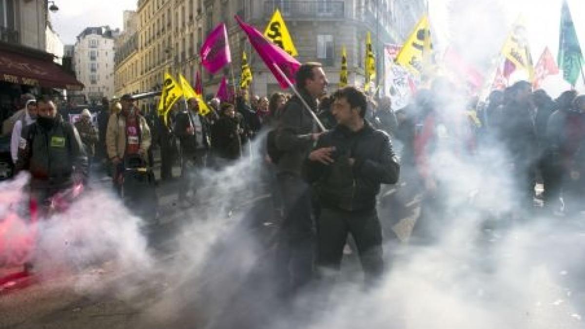 Violenţele de la Paris: 139 de persoane aduse în faţa justiţiei, alte 111 plasate în arest prelungit