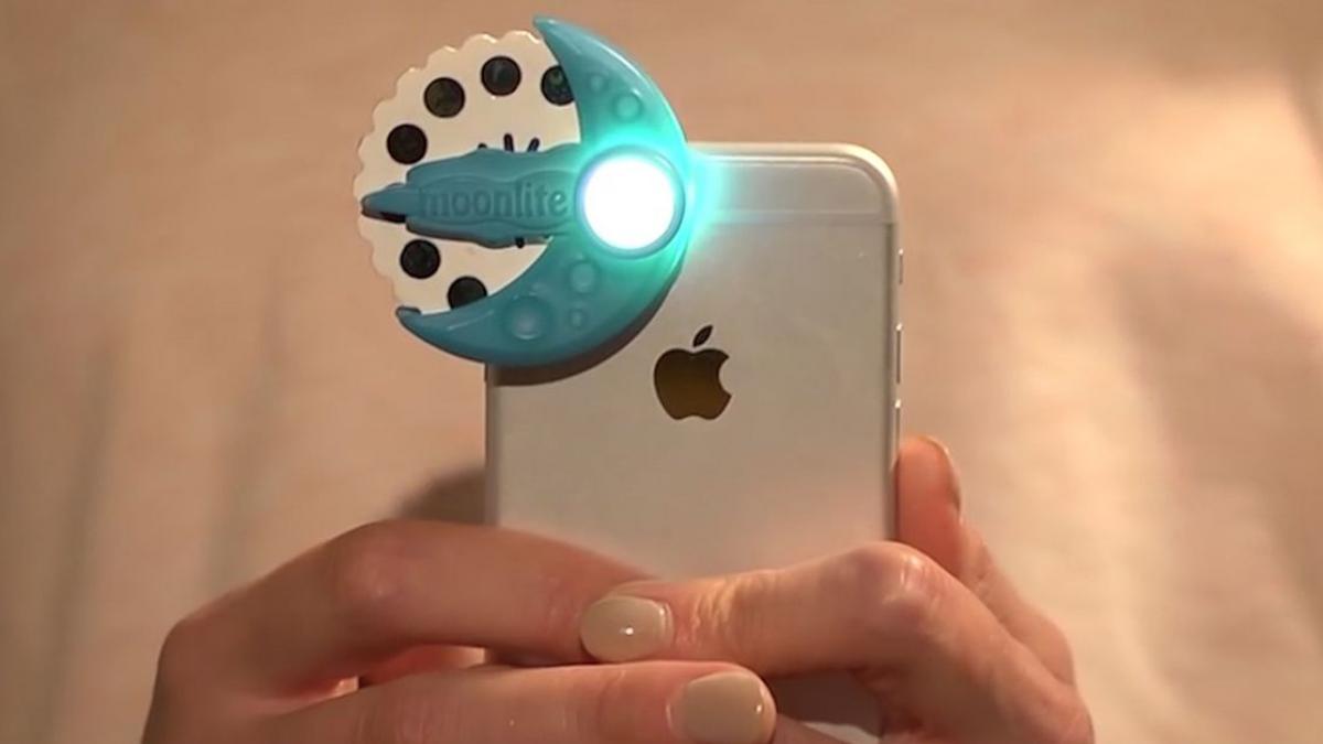 Mini proiector pentru telefon