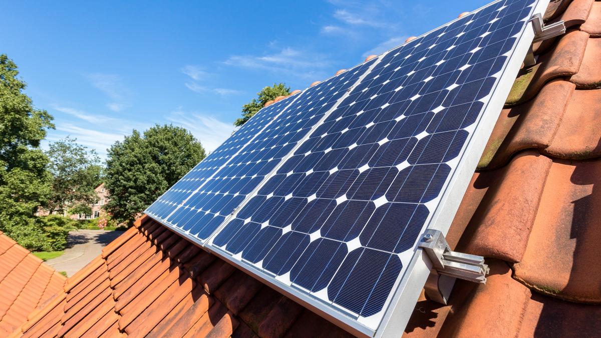Vin banii pentru cei care vor panouri fotovoltaice