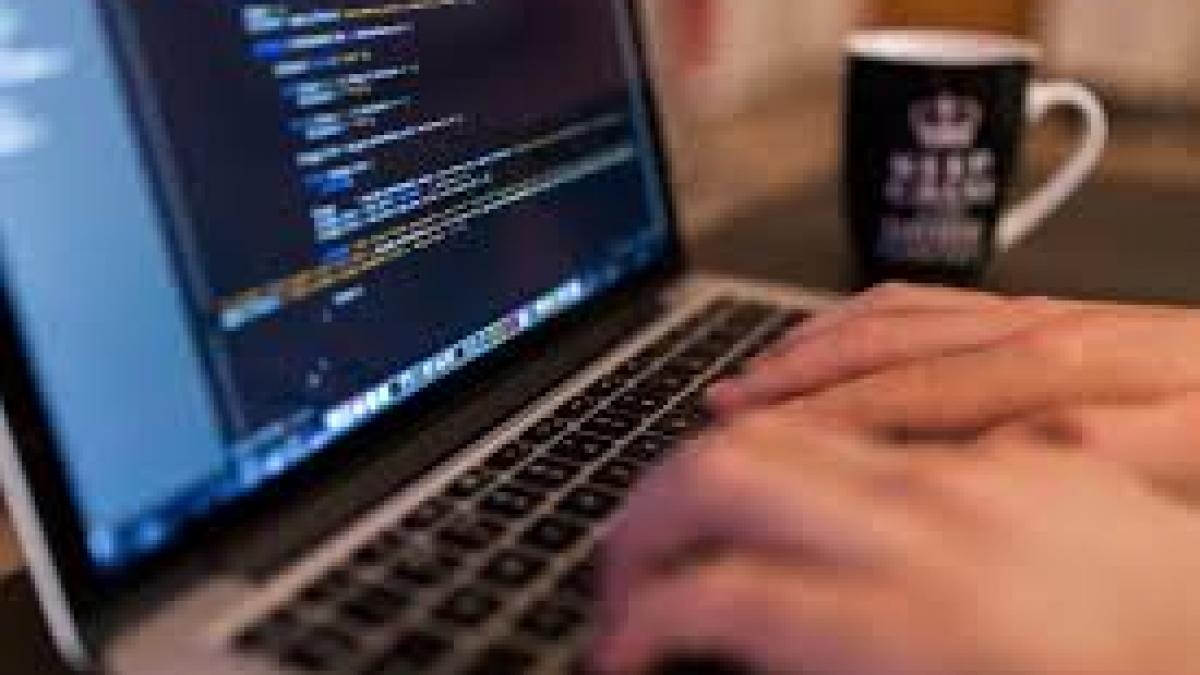 Angajaţii români codaşii UE la utilizarea computerelor sau echipamentelor computerizate la lucru