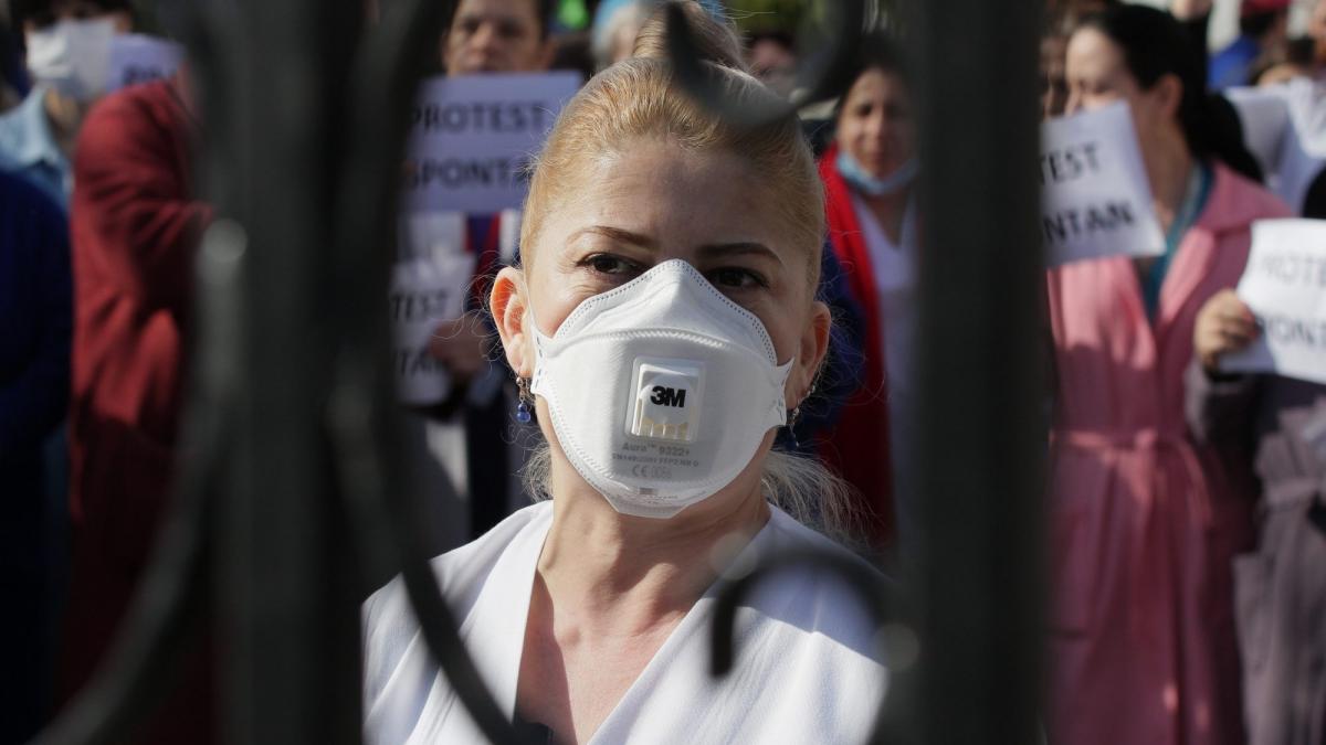 5.500 de angajaţi au semnat „Pluguşorul Nedreptăţilor”