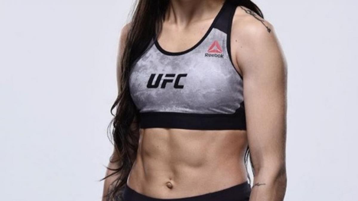 Un hoţ din Brazilia, bătut măr de o campionă MMA, după ce a încercat să îi fure telefonul