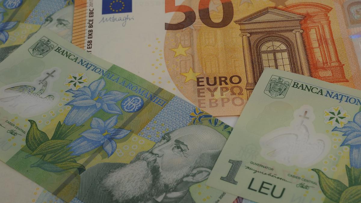 URGENT Euro, la cel mai mare curs din istorie 