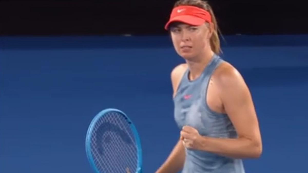 Maria Șarapova a eliminat-o pe Caroline Wozniacki de la Australian Open