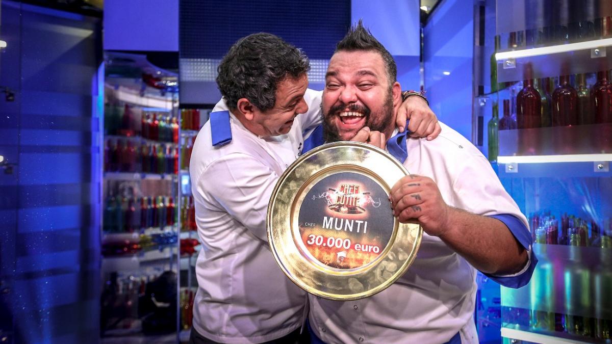 Mihai Munteanu este câștigătorul celui de-al șaselea sezon ”Chefi la cuțite”  Finala emisiunii, record de audienţã în acest sezon