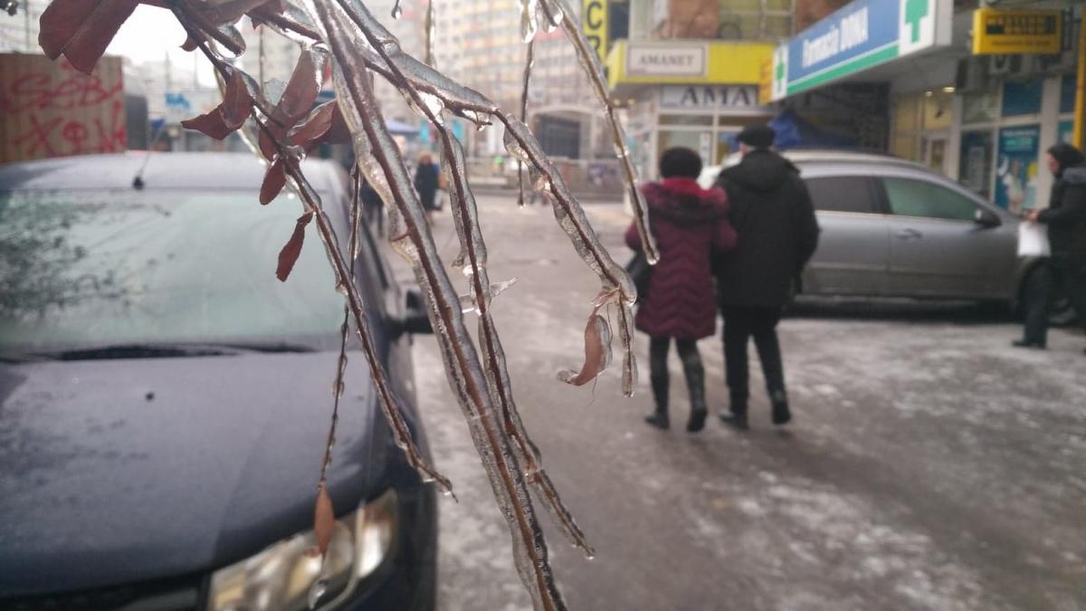 Cod galben de polei și depuneri semnificative de gheață în 6 județe și București-Ilfov