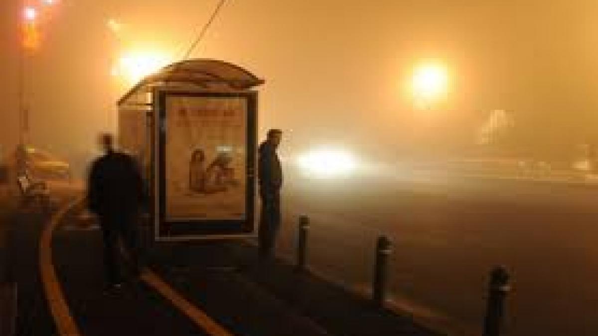 Atenţie şoferi! Cod galben de ceaţă în Bucureşti, până la 20:00