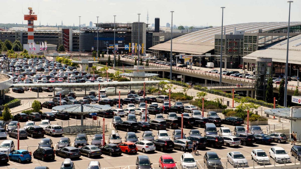Parcare lângă Otopeni pe termen lung