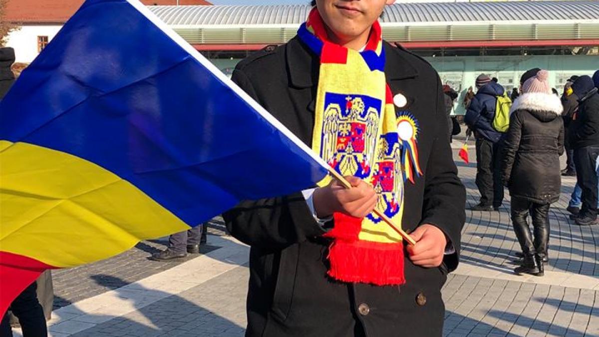 Un student chinez, îndrăgostit de România, a murit în mod stupid după ce a sărit din tren 