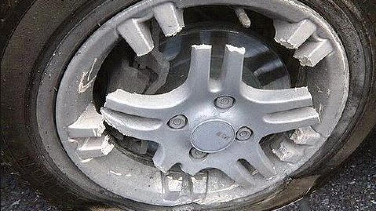 Piese auto contrafăcute, confiscate în Portul Constanţa