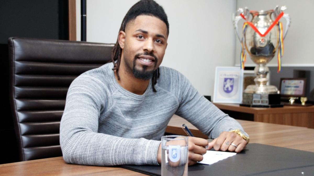 Carlos Fortes a semnat cu Universitatea Craiova 