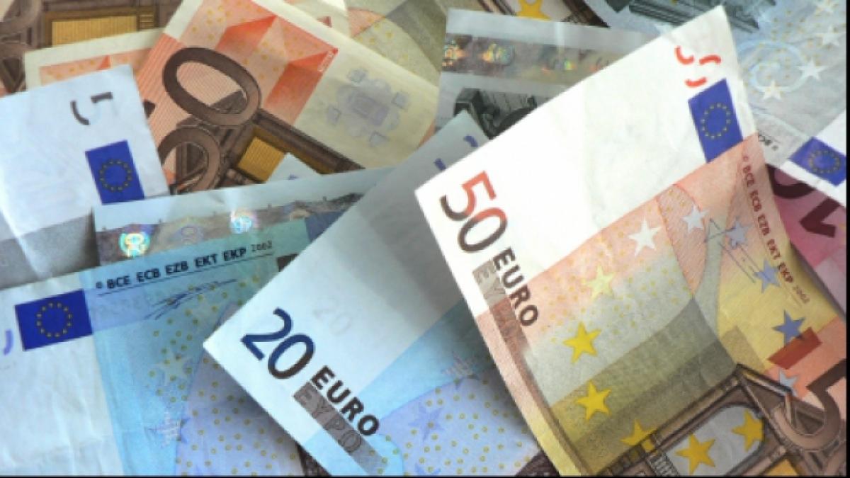 Senatul refuză creșterea alocațiilor pentru copii