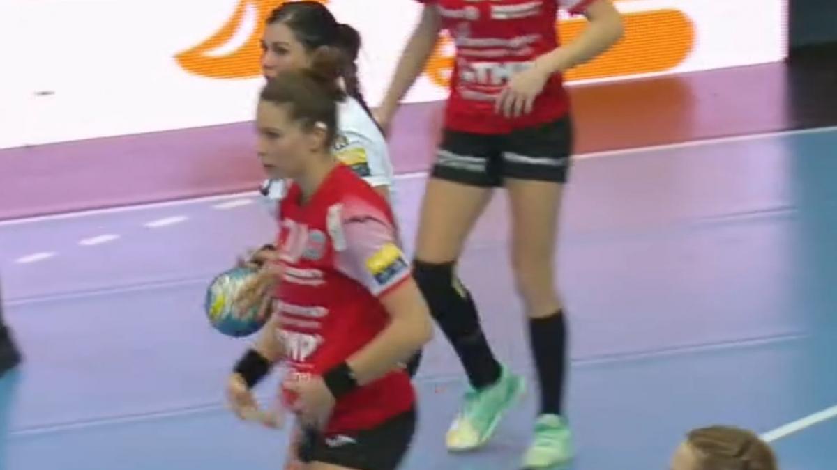 CSM Bucureşti a depăşit lejer în deplasare Thuringer HC (38-30), în Liga Campionilor