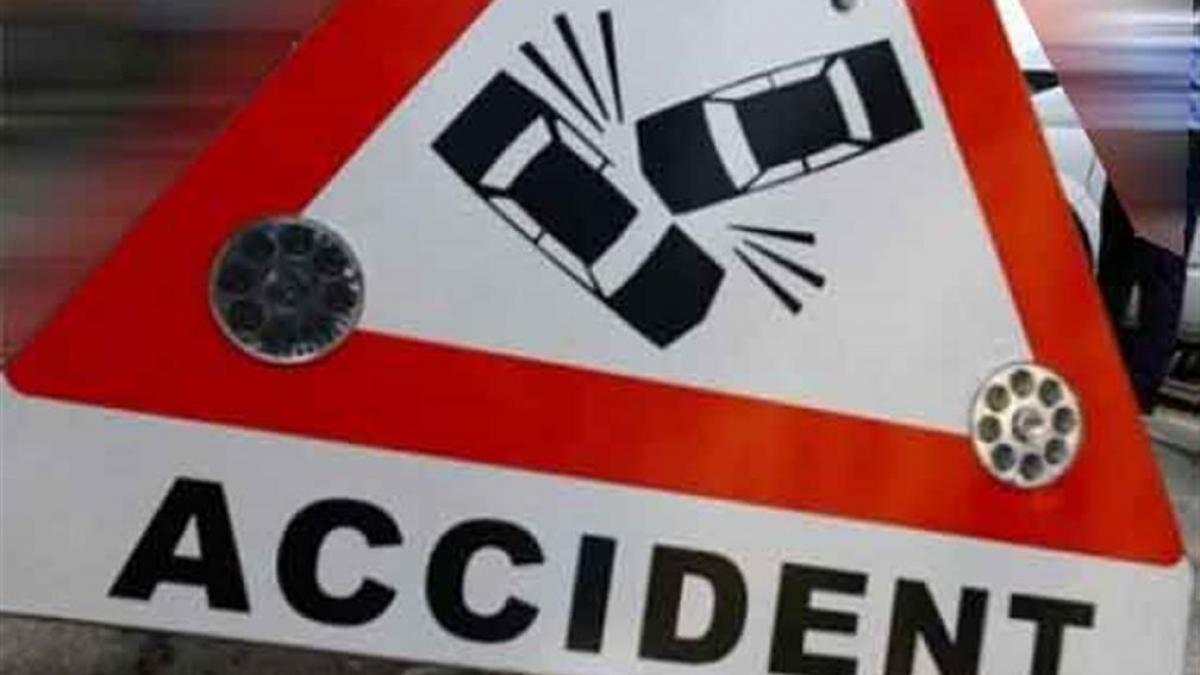 Circulaţie oprită pe autostrada A3, după coliziunea dintre două autoturisme