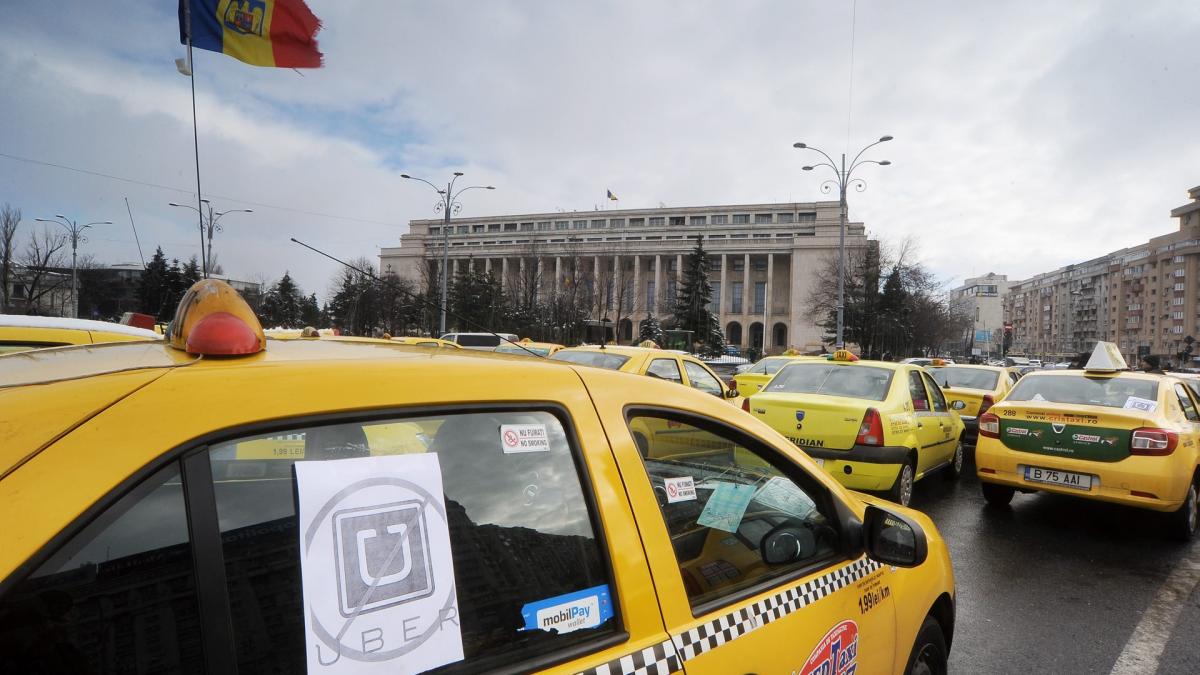 Taximetriştii au blocat centrul Capitalei