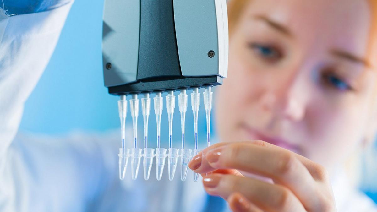 Testări genetice cu bani de la Primărie pentru pacientele diagnosticate cu cancer de sân
