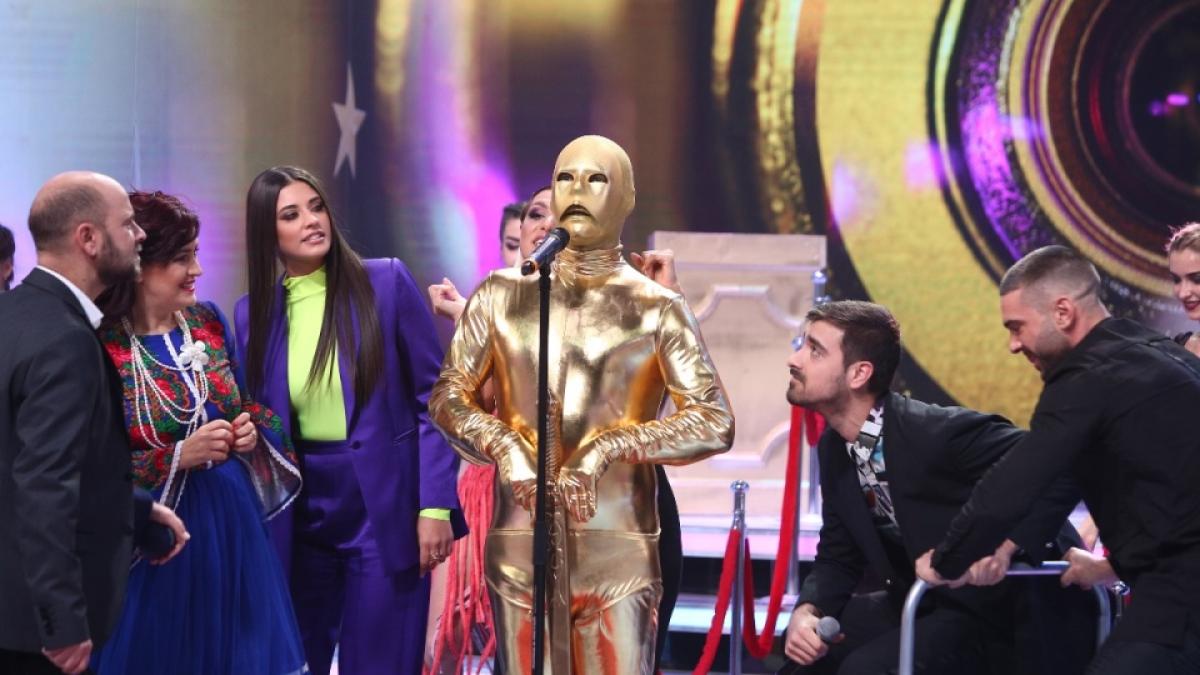 Andreea Marin, Ruby, Liviu Vârciu, Rodica Popescu-Bitănescu, Adriana Bahmuțeanu  și Dinu Iancu Sălăjanu s-au ascuns în spatele măștilor, la “Scena misterelor”