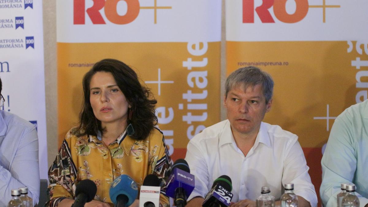 Omul lui Cioloş din PLUS vrea desfiinţarea proprietăţii. Ar putea începe cu a ei