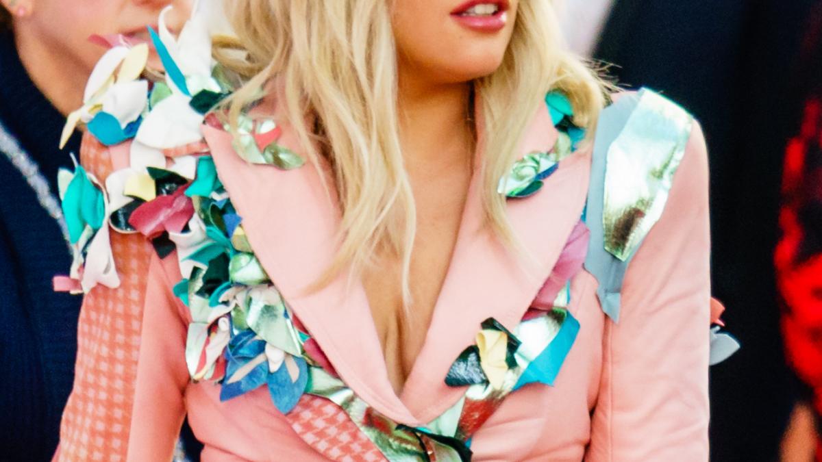 Lady Gaga respinge zvonurile că ar fi însărcinată