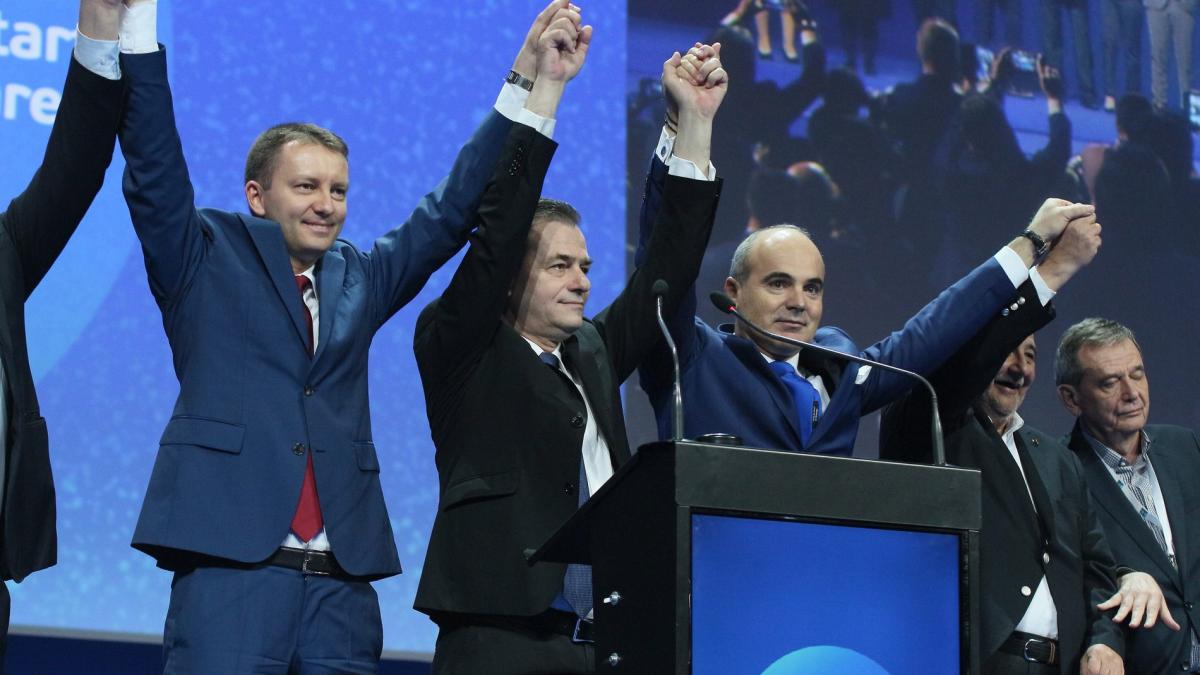Capul listei PNL pentru europarlamentare, bani grei din contracte cu statul