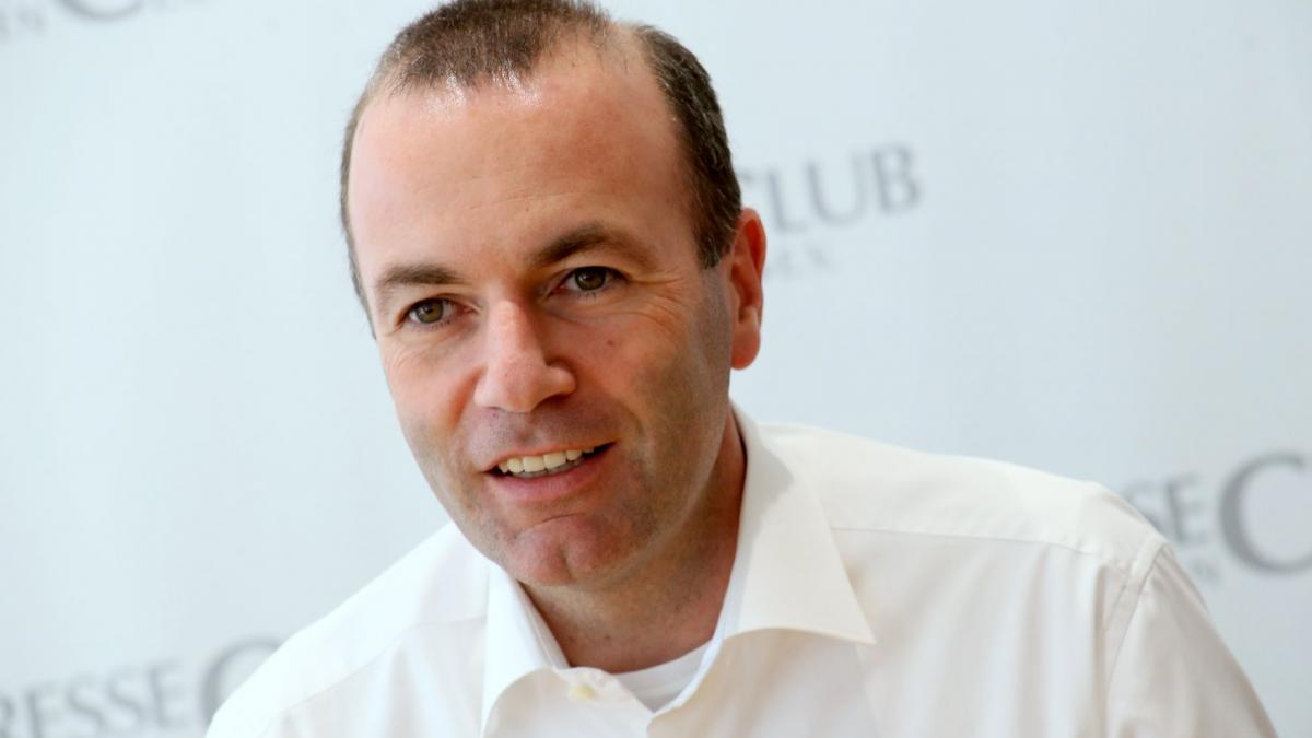Manfred Weber nu își dorește ca Regatul Unit să participe la alegerile europarlamentare