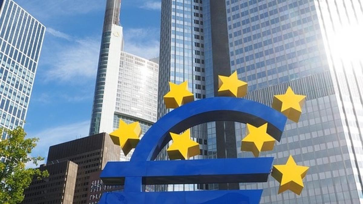 Performanţa prin salarii mici, un dezavantaj