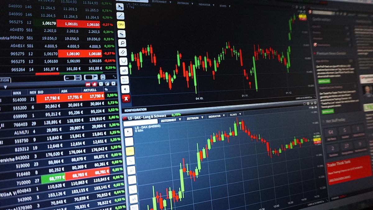 ROBOR la 3 luni a urcat luni la 3,23% pe an