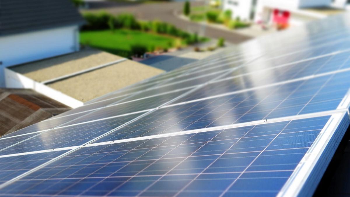 Graţiela Gavrilescu: Programul de montare a celulelor fotovoltaice va fi lansat în apropierea zilei de 1 mai