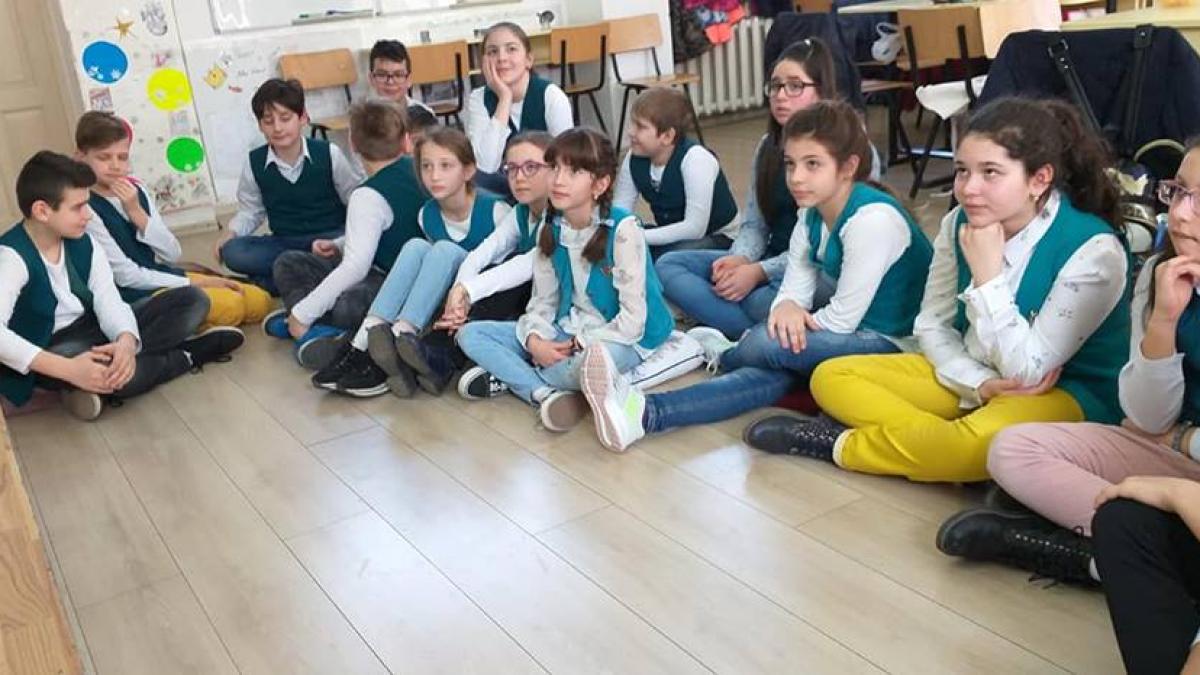 Clasa unde elevii adoră să iasă la tablă