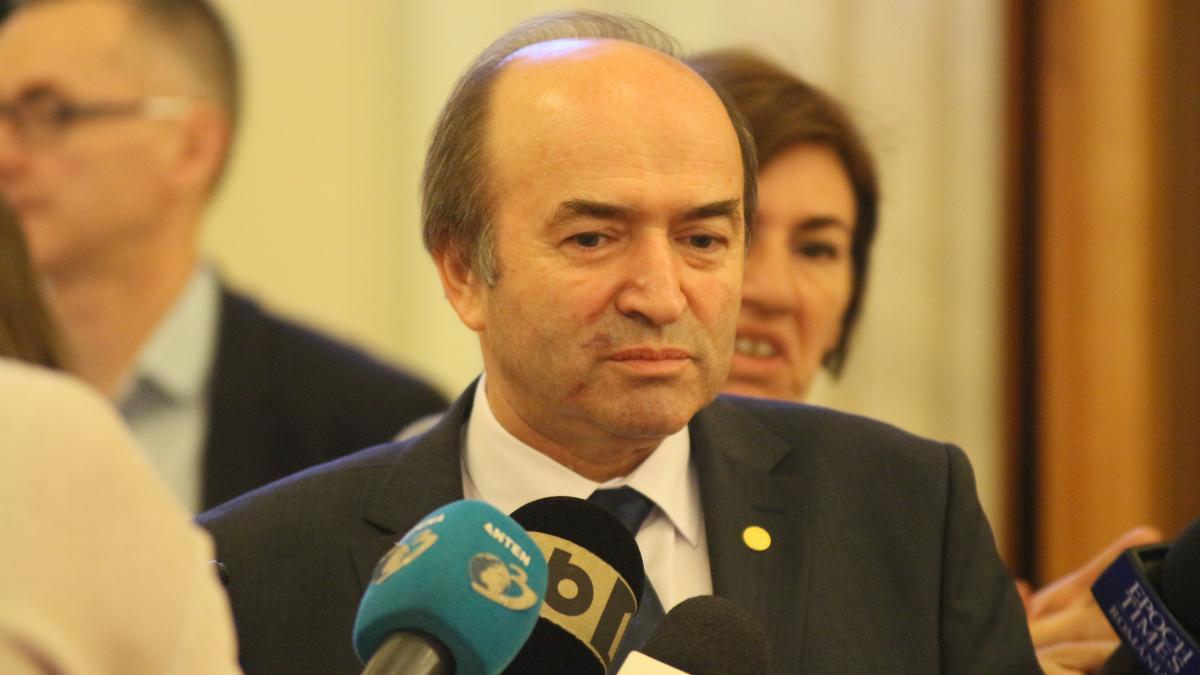 Moțiunea simplă împotriva ministrului Justiției, votată luni. Tudorel Toader ar putea pleca înaintea lui Lazăr