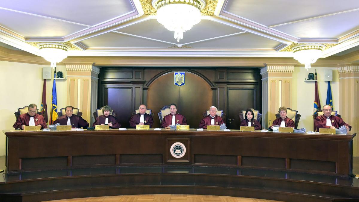 CCR: Recomandările MCV nu sunt obligatorii. Aderarea la UE nu poate afecta supremaţia Constituţiei