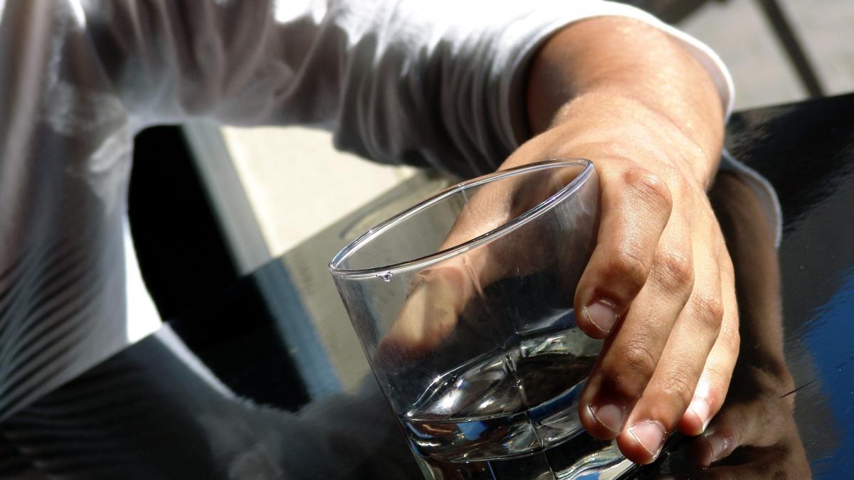 Avertisment OMS. Efectele excesului de alcool