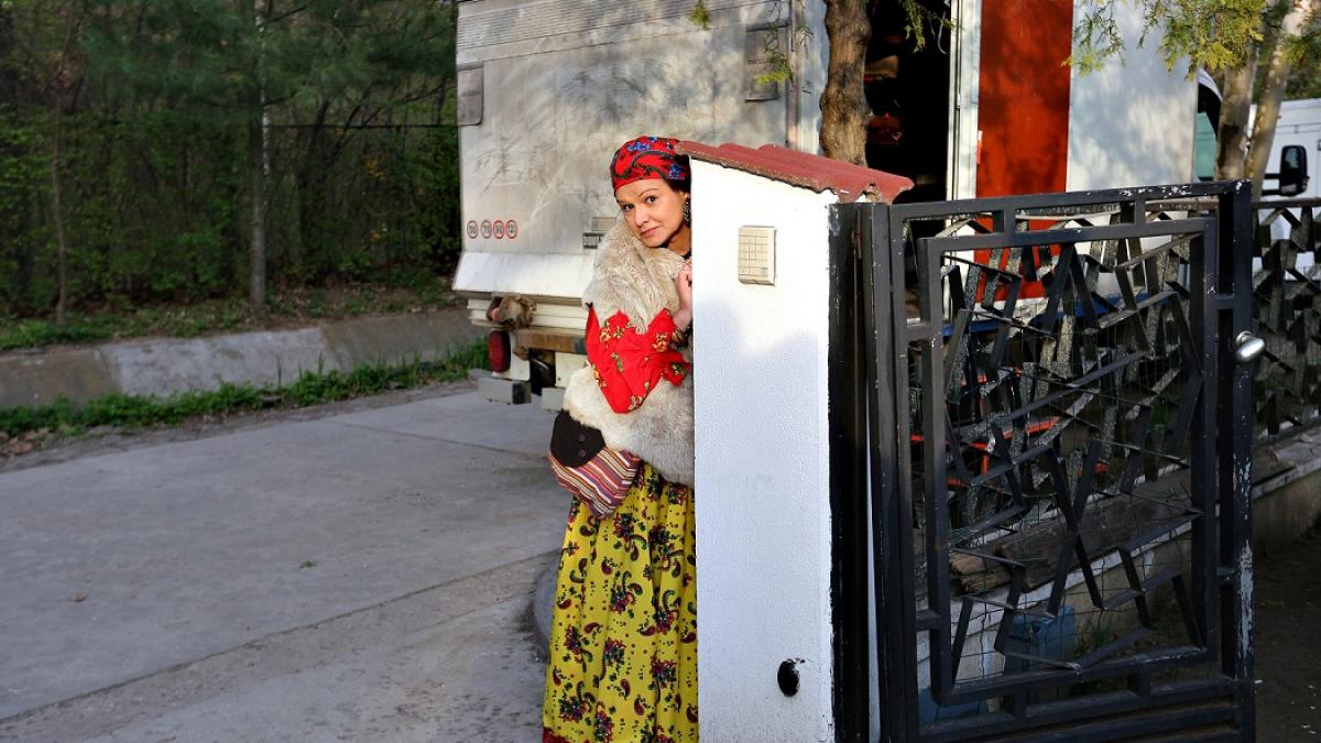 Maria Buză, mama Doiniței Oancea în “Fructul oprit”
