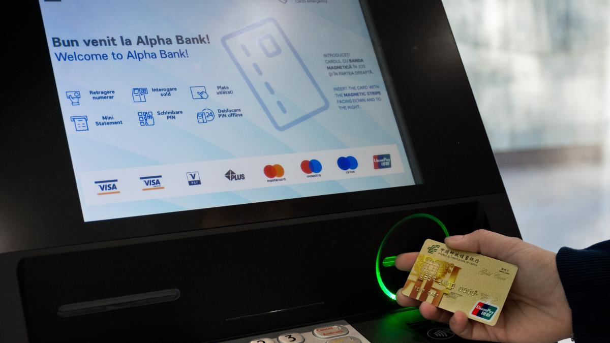 Cardurile UnionPay sunt acceptate la ATM-urile Alpha Bank Romania