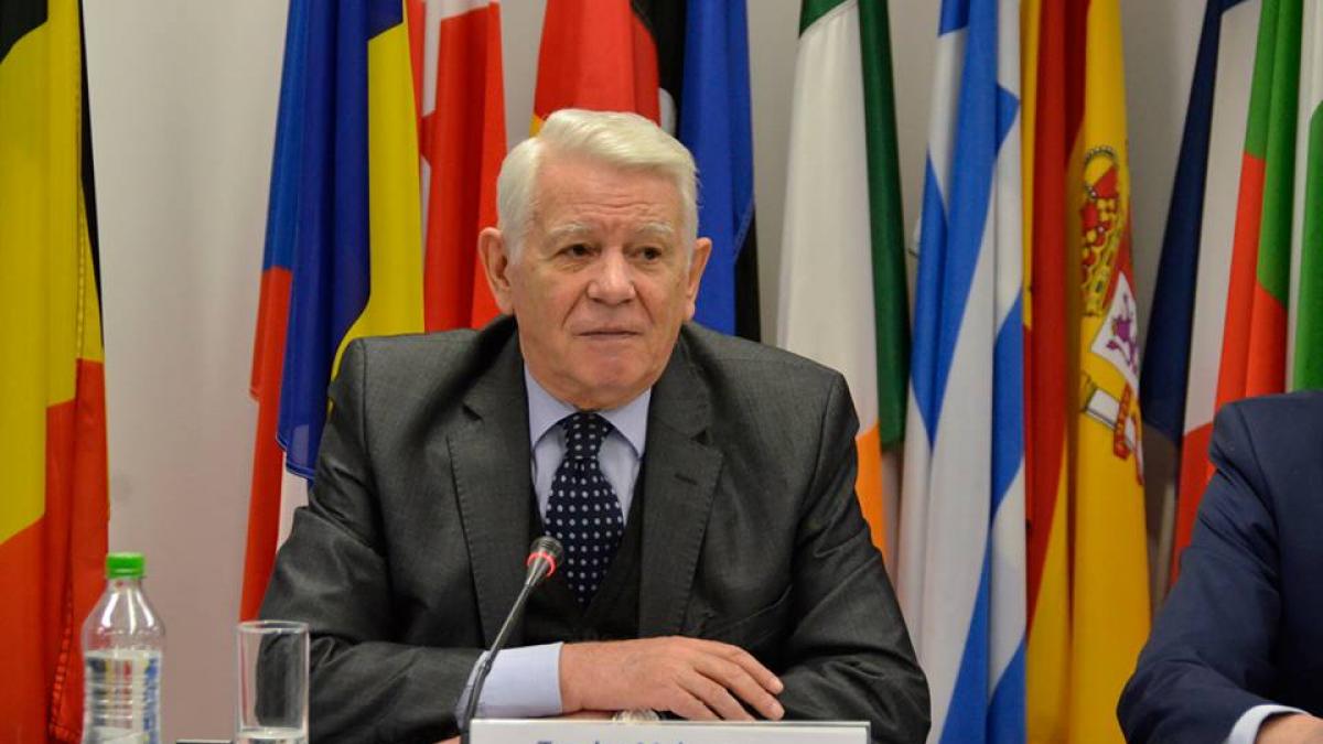Europarlamentare 2019. Meleşcanu admite că programul de vot în Diaspora poate fi prelungit
