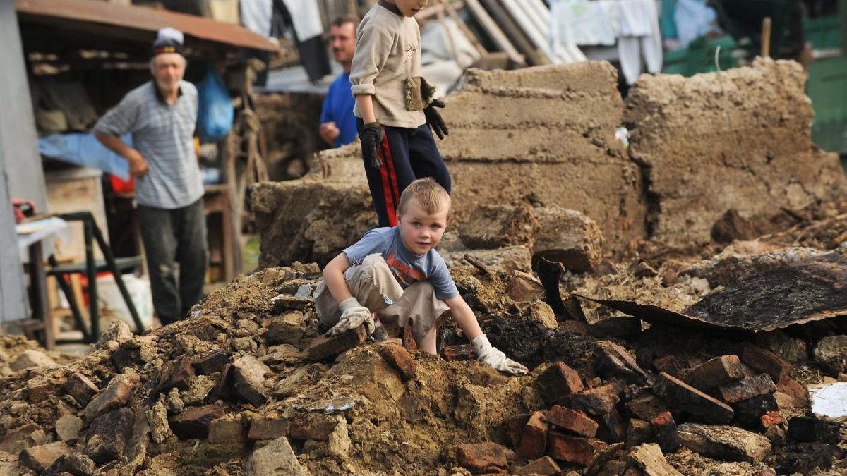 Mortalitatea infantilă în România, dublă faţă de media UE