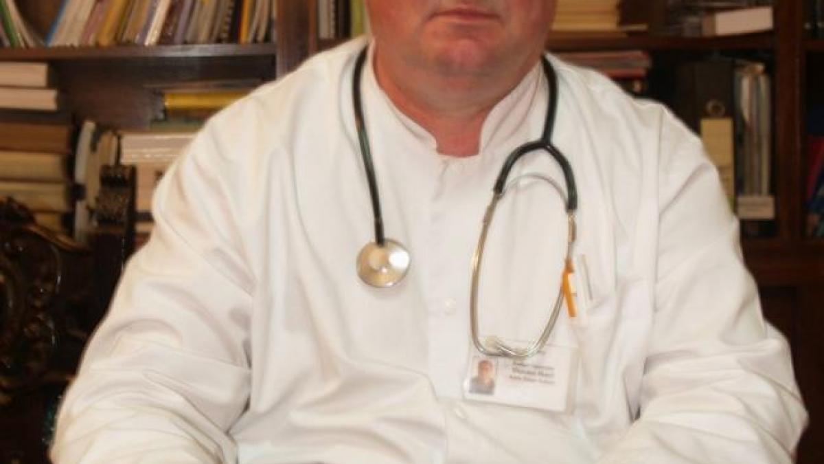 “Micuţul trebuie lăsat să mănânce când vrea şi cât vrea”