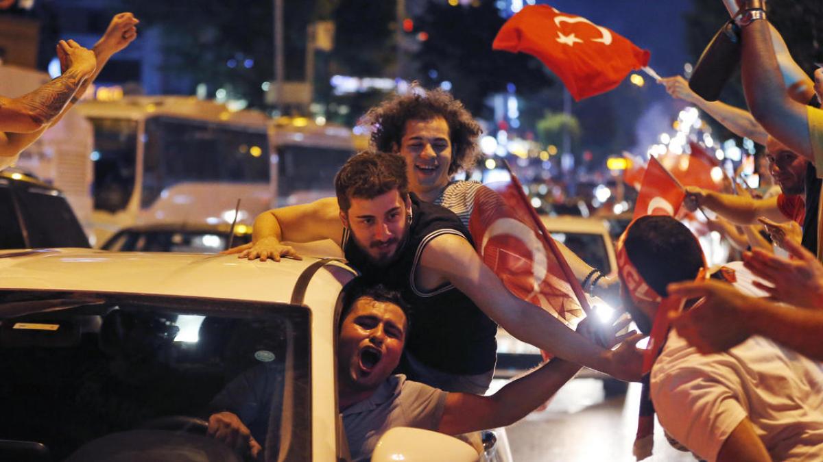 Istanbul, începutul sfârșitului pentru Erdogan