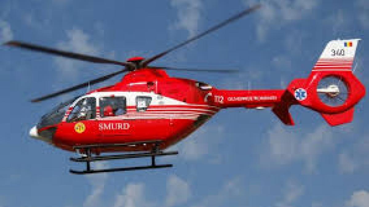 Sibiu: Elicopter SMURD, solicitat pentru o turistă care a căzut pe zăpadă, în Munţii Făgăraşului