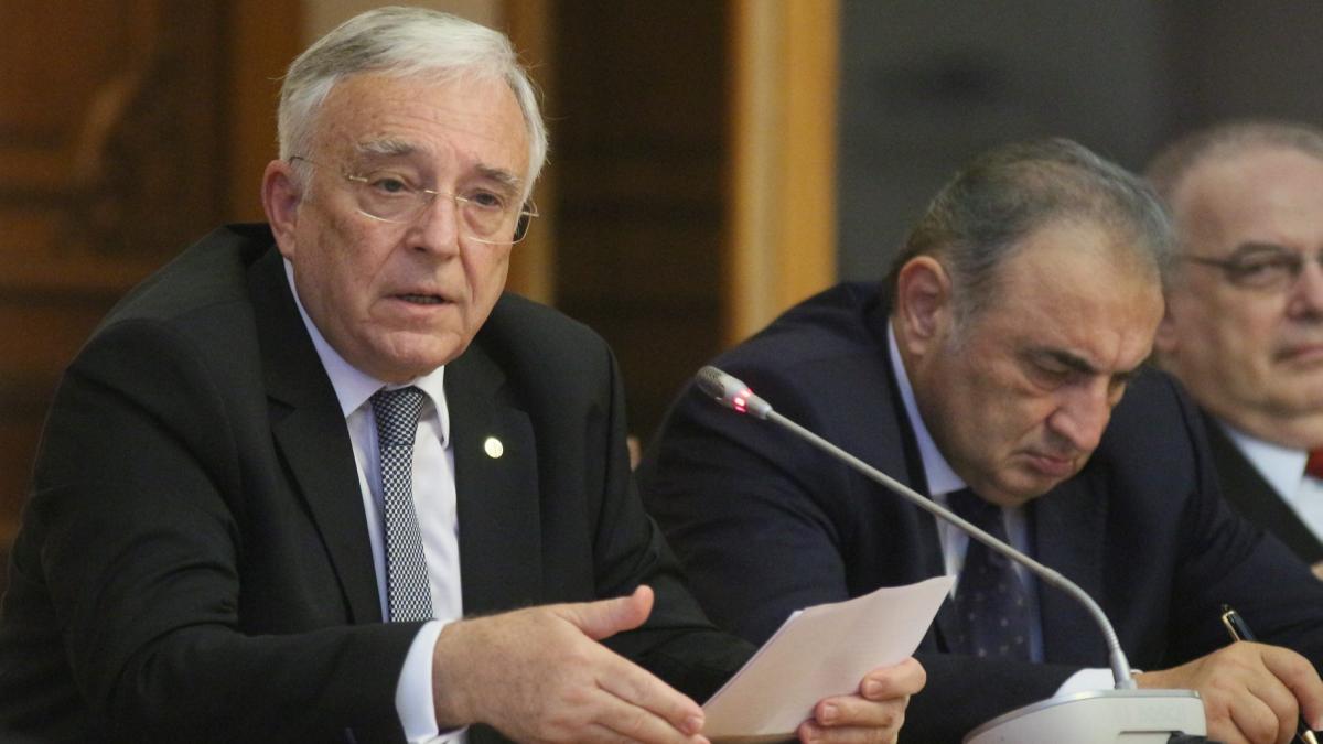 Isărescu avizat pentru al şaselea mandat