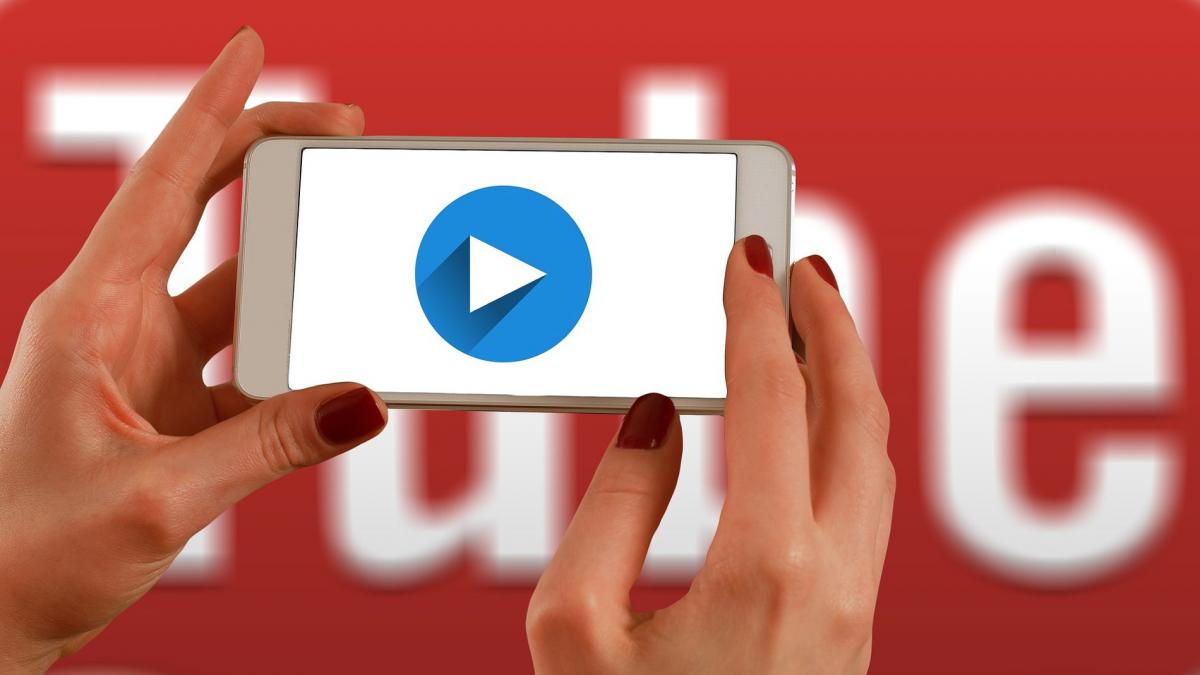 Milionarii români de pe YouTube