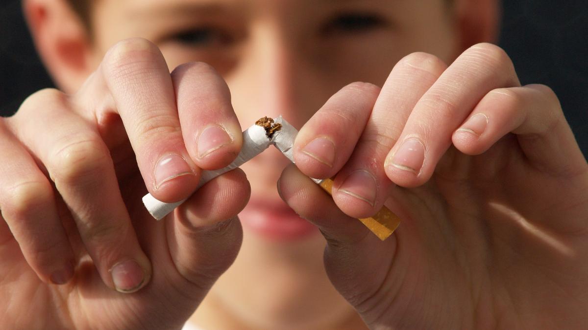Lăsarea de fumat se face brusc, nu în paşi mici