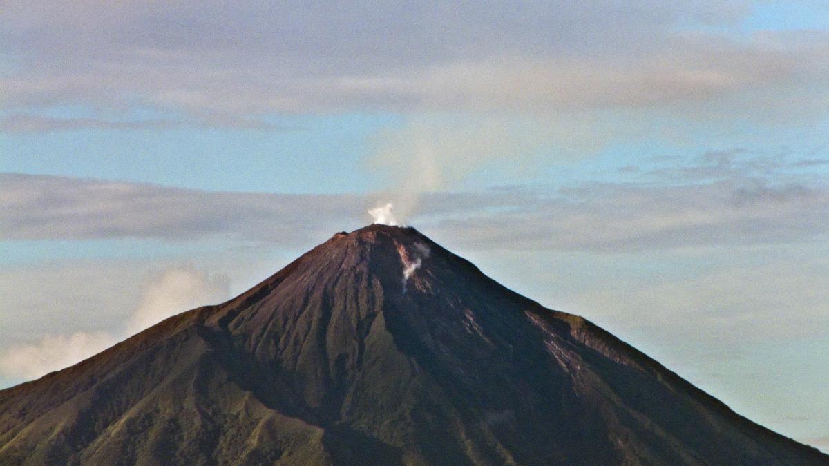 Vulcanul Etna a erupt din nou