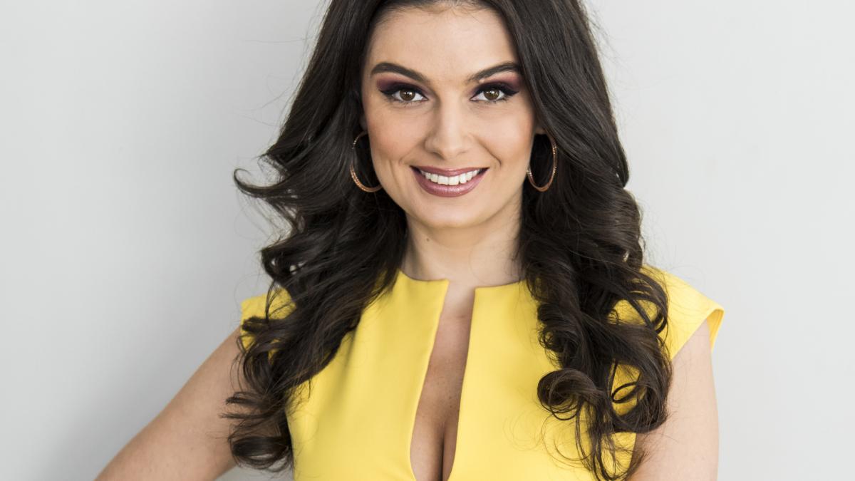 Prezentatoarea Observator 12, Olivia Pãunescu, despre ce înseamnã sã fii o gazdã perfectã